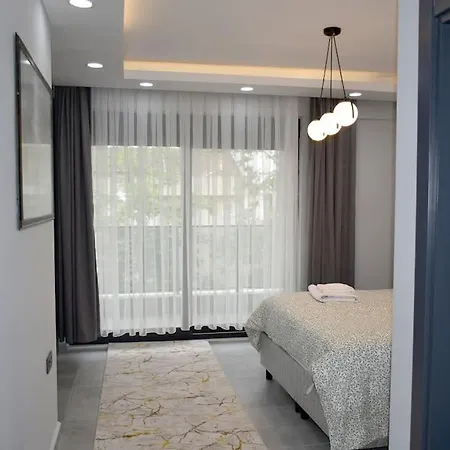Sahnaz Suits Holiday home